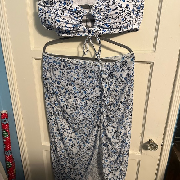 SHEIN Blue Floral Bikini Set - Picture 2 of 4